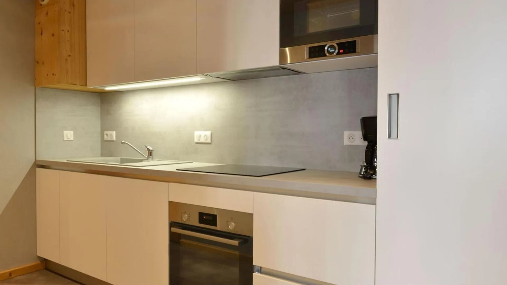 Appartement Chatel 3 Pieces, 4 Pers, Proche Remontees, Balcon, Jardin, Parking, Wifi, Equipements Complets - Fr-1-676-28 0*,